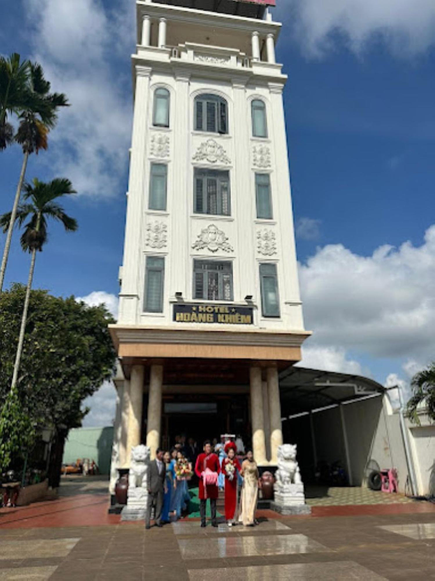 Hoang Khiem Hotel Pleiku Zewnętrze zdjęcie