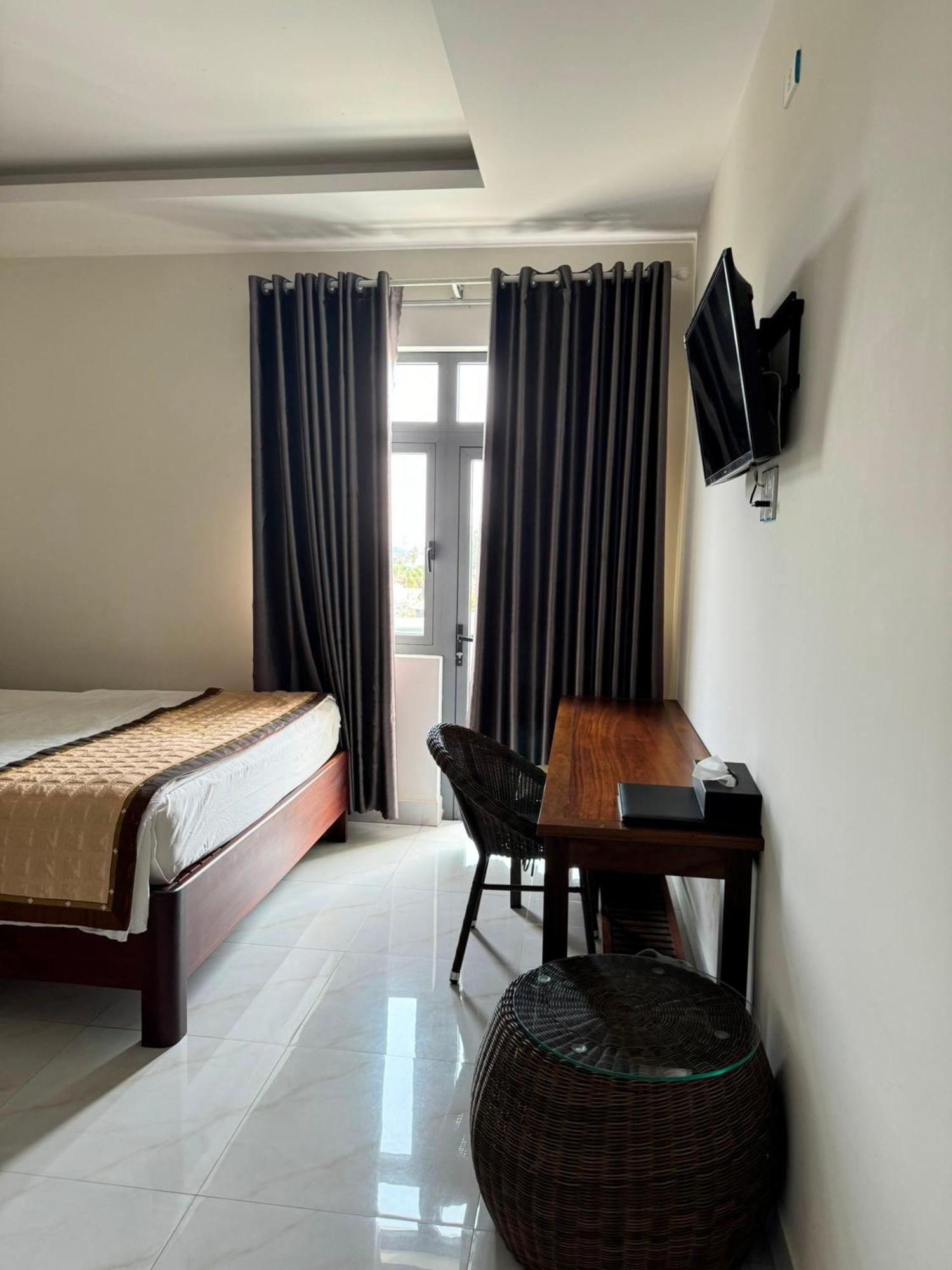 Hoang Khiem Hotel Pleiku Zewnętrze zdjęcie
