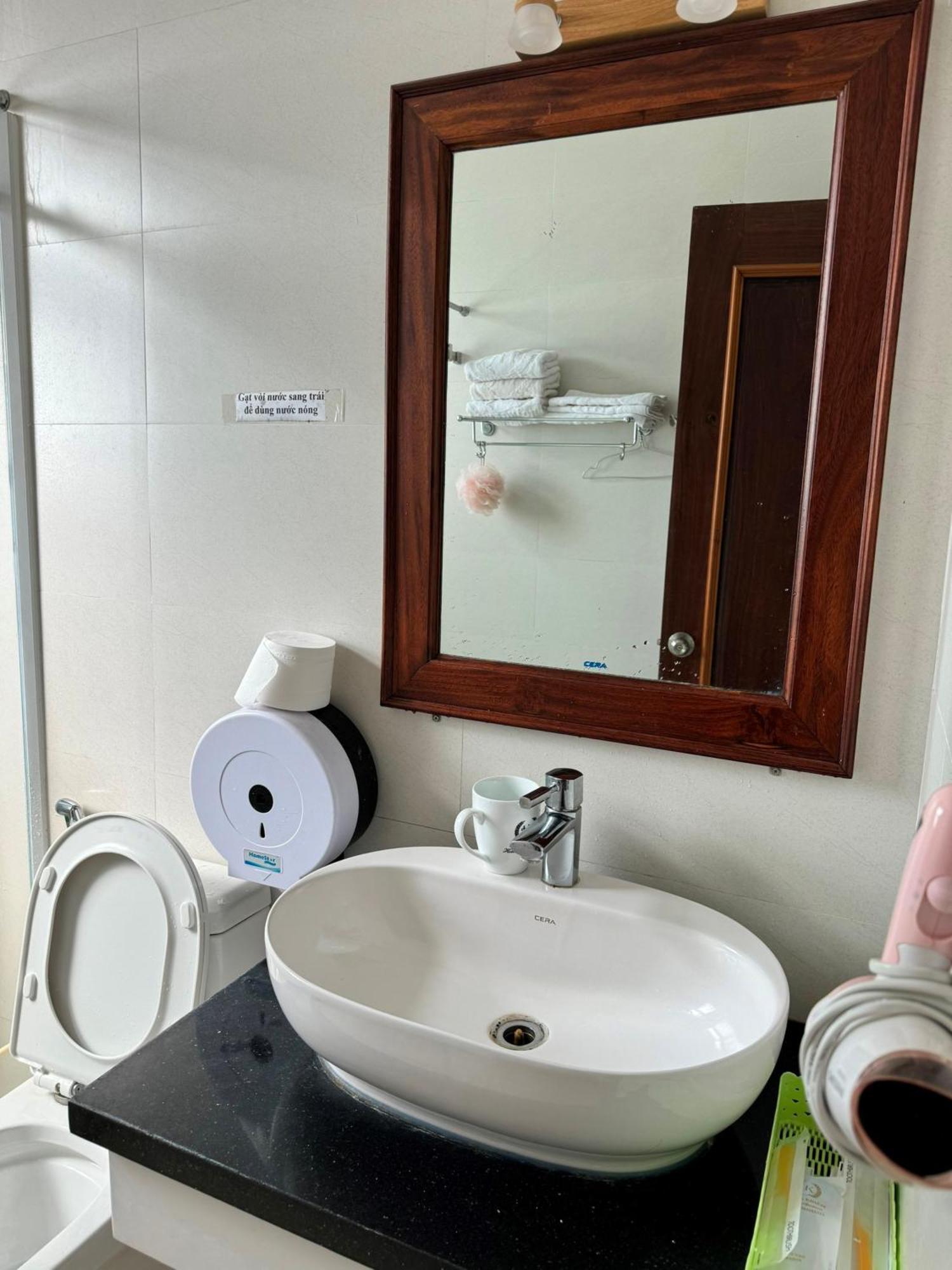Hoang Khiem Hotel Pleiku Zewnętrze zdjęcie